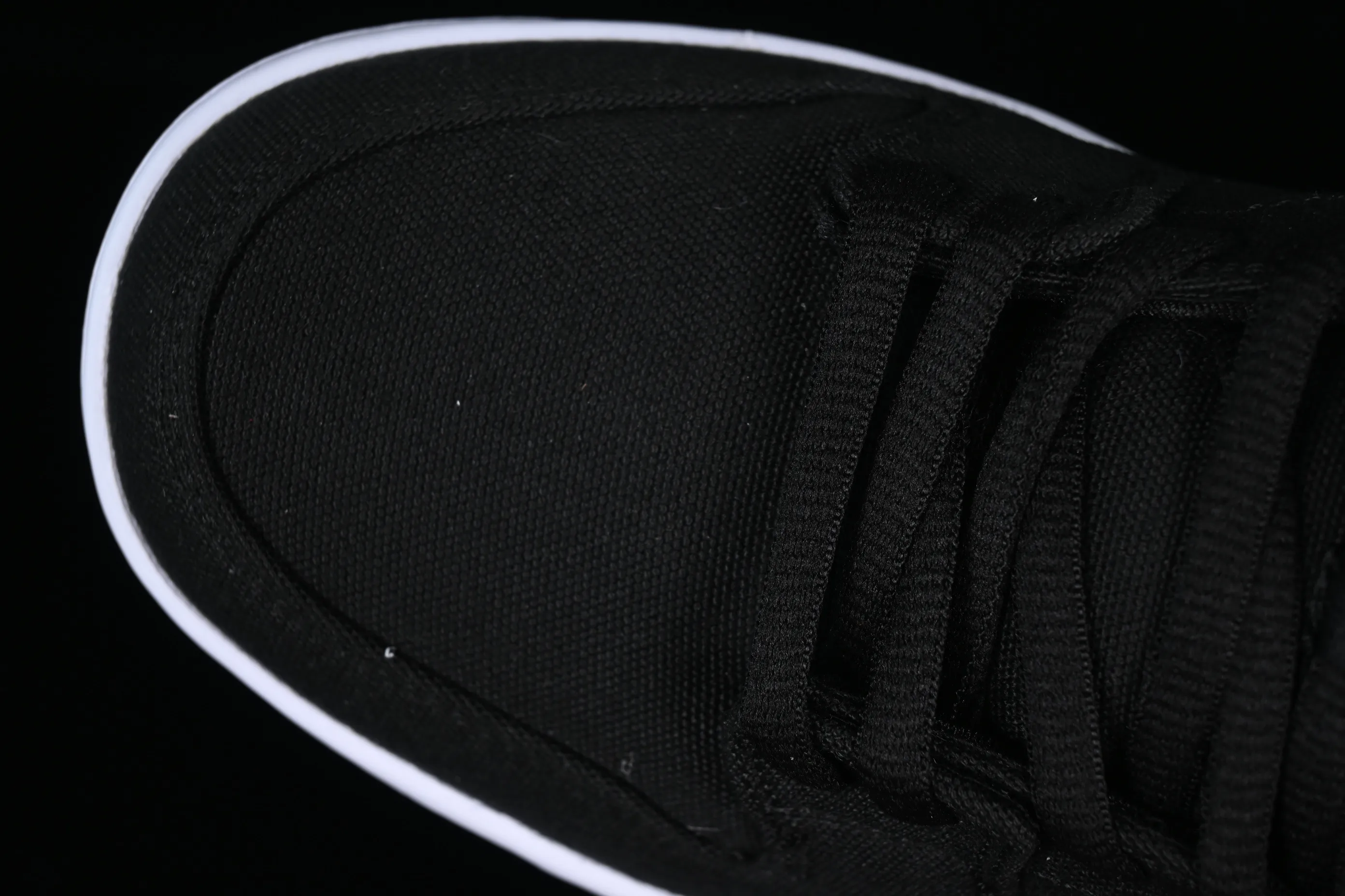 All categories Nk SB Dunk Series Nk SB Dunk Low low-top sneakers Eminem x Carhartt x Nk Dunk SB three-party joint brand electroplated black silver SB low-top casual sneakers FN4193-013
